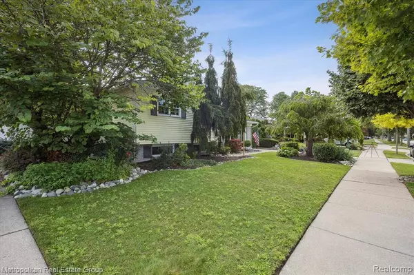 Warren, MI 48088,28838 Newport Drive