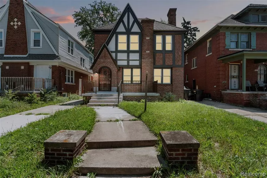 2717 Burlingame Street, Detroit, MI 48206