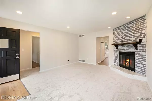 Livonia, MI 48152,30941 7 Mile Road