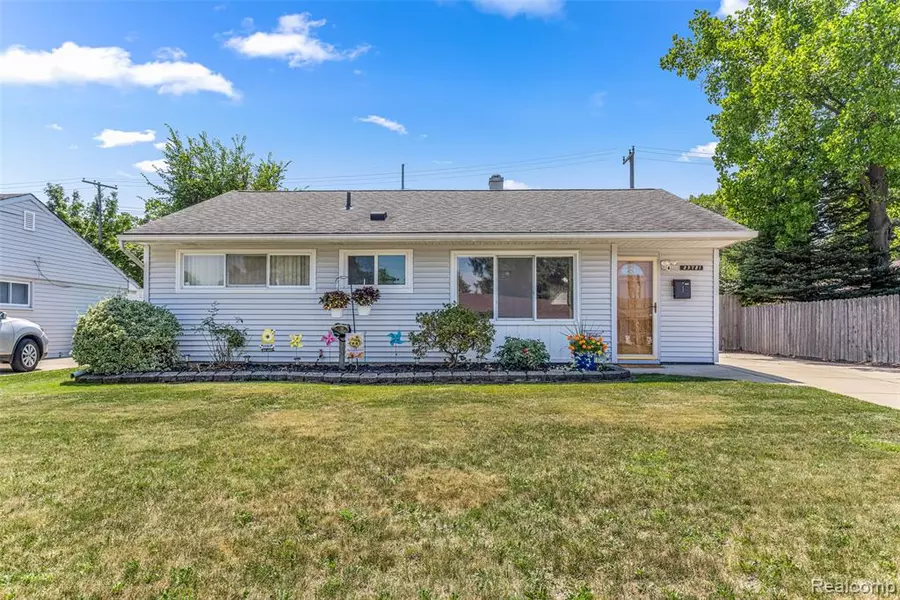 29781 Winter Drive, Garden City, MI 48135