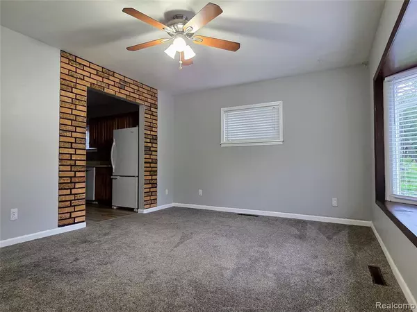 Westland, MI 48186,36130 Hazelwood Street