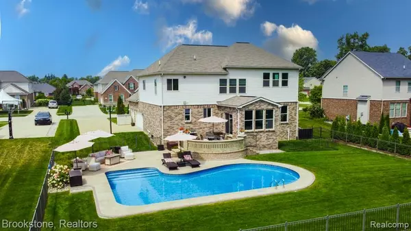 53718 Dorner Lake Drive, Chesterfield Twp, MI 48051
