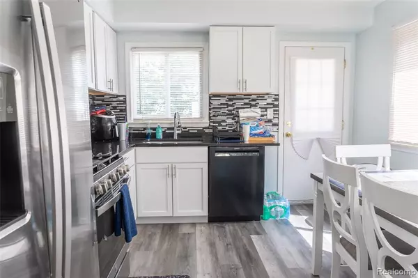 Harper Woods, MI 48225,20251 Country Club Drive