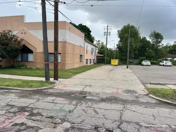 Detroit, MI 48234,6100 - 6138 E NEVADA Street E