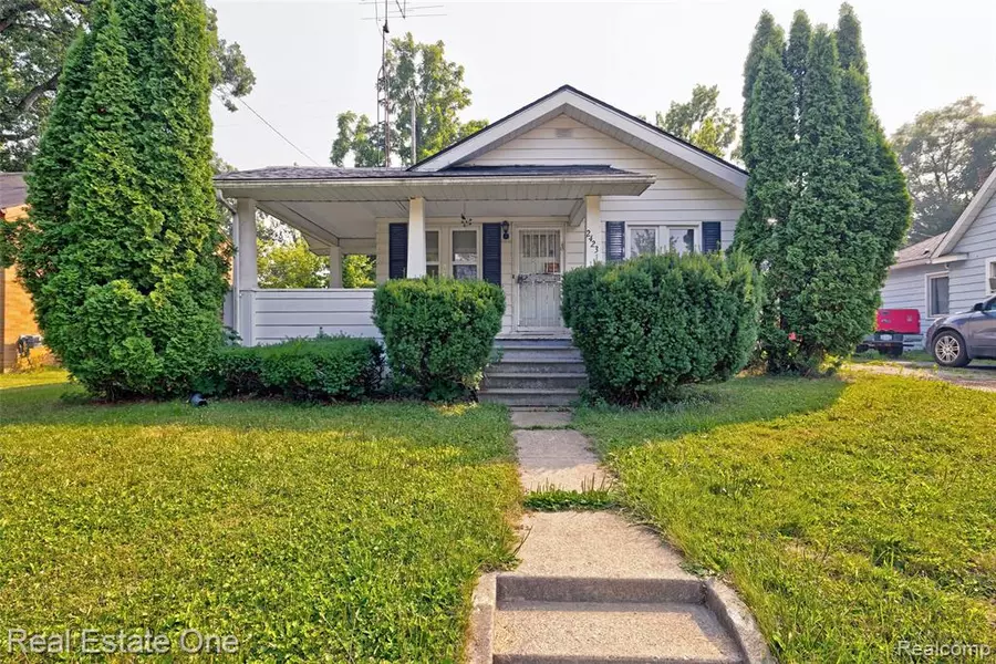 2423 Barth Street, Flint, MI 48504