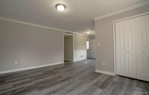 Harrison Twp, MI 48045,39588 Chart Street
