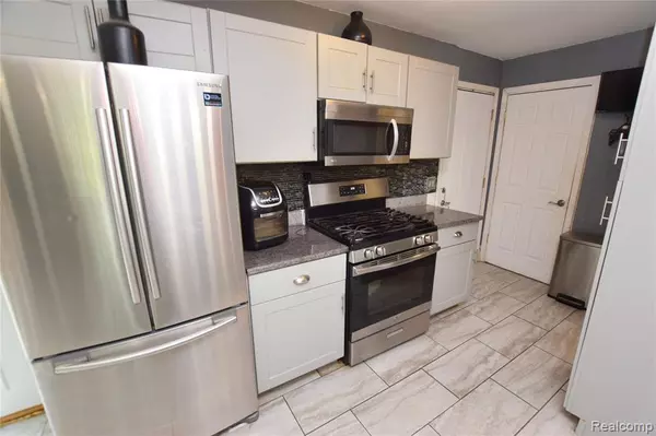 Mt. Morris Twp, MI 48458,1207 Orange Blossom Drive