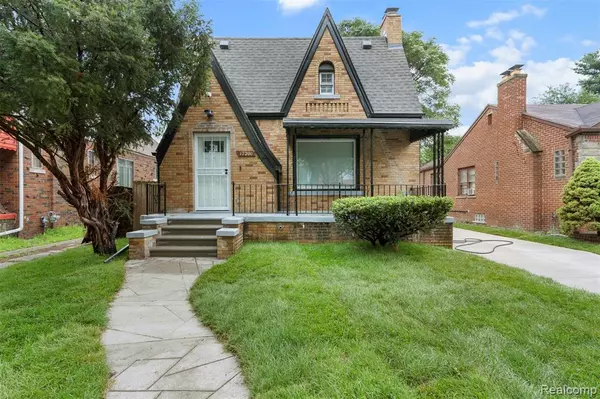 Detroit, MI 48221,17200 Ilene Street