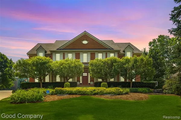 2933 Ambleside Court, Rochester, MI 48306