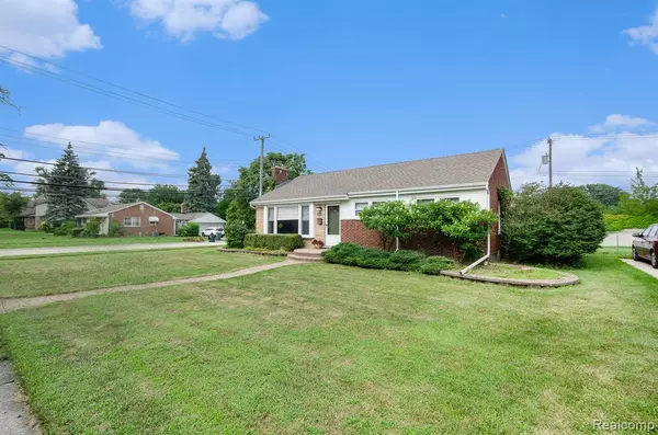 Royal Oak, MI 48073,3874 Ravena Avenue