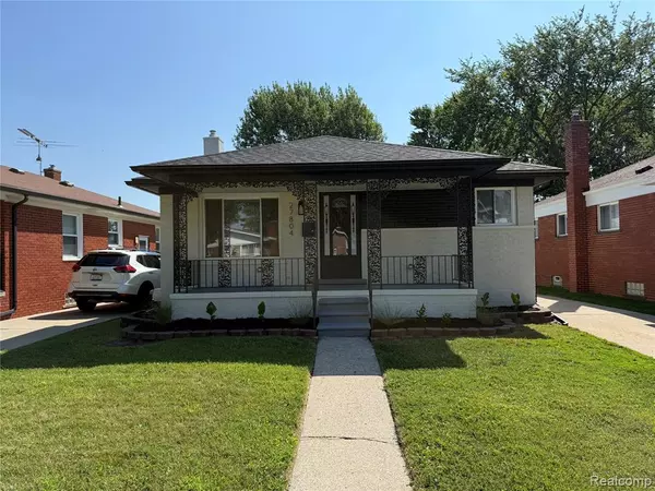 27804 Joan Street, St. Clair Shores, MI 48081