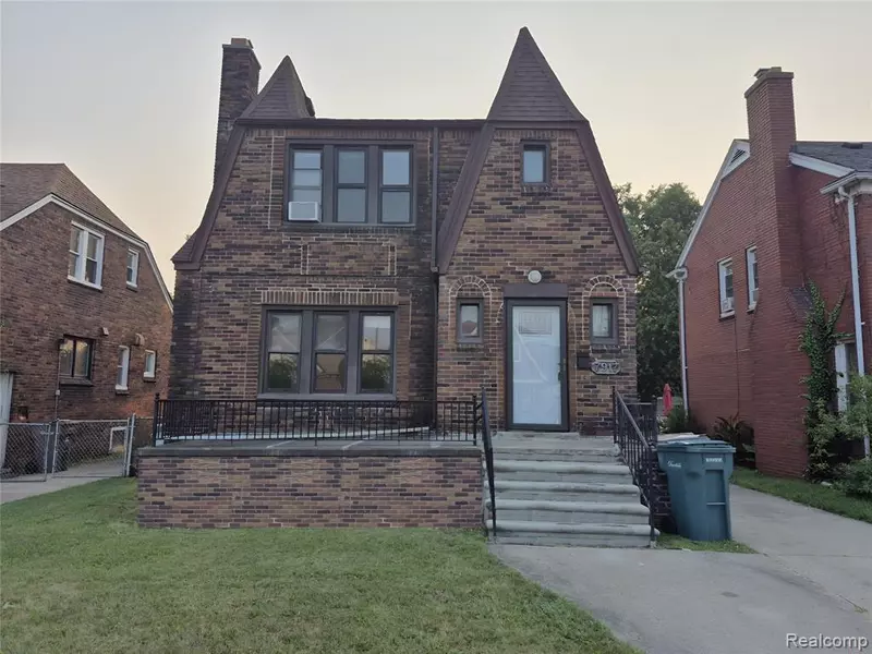 7917 Theisen Street 2, Dearborn, MI 48126