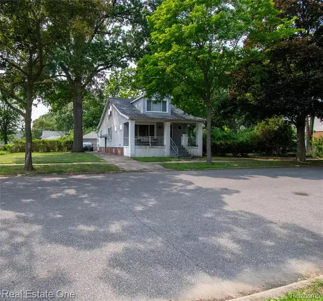 18881 Sunset Street, Detroit, MI 48234