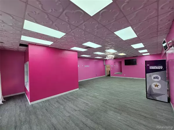 Dearborn, MI 48128,1314 N Telegraph rd
