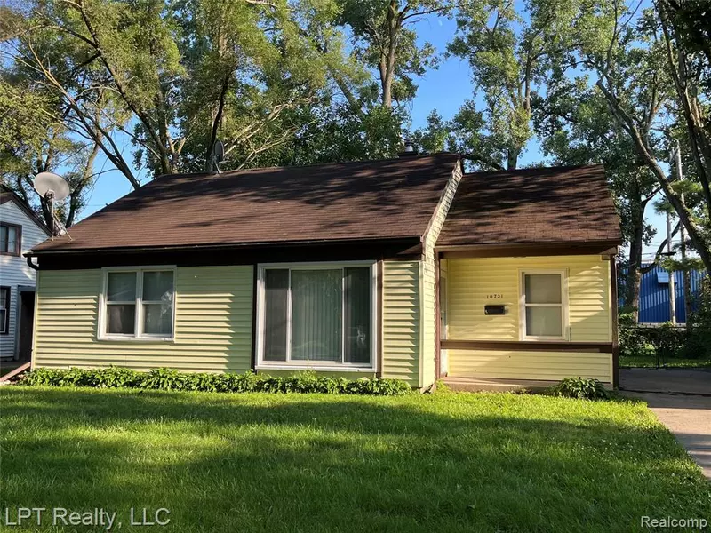 10731 Albany Street, Oak Park, MI 48237