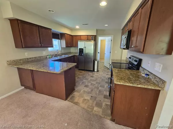 Sterling Heights, MI 48312,14366 Shadywood Drive