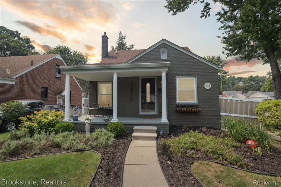2811 N Wilson Avenue, Royal Oak, MI 48073