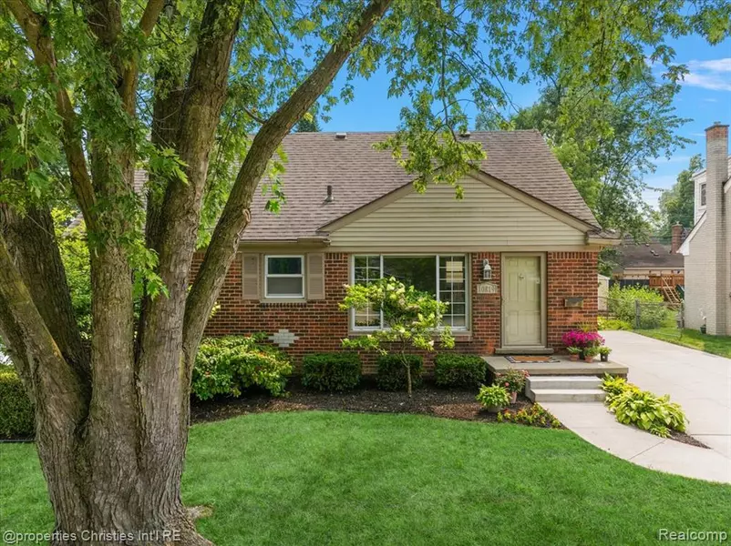 10819 W 11 Mile Road, Huntington Woods, MI 48070