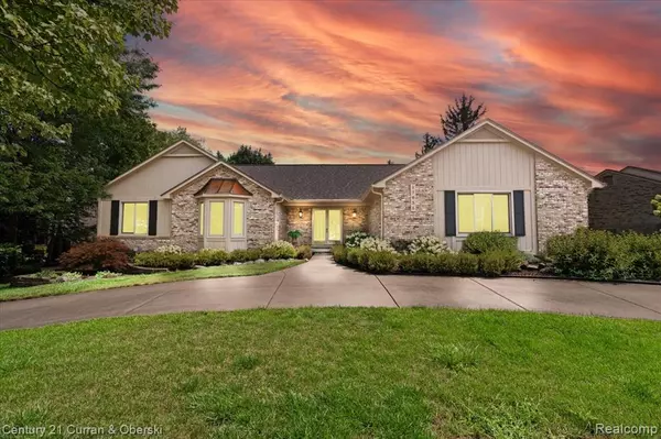 17835 Maple Hill Drive, Northville, MI 48168