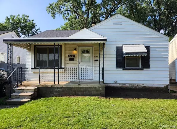 Hazel Park, MI 48030,1761 E MILTON Avenue