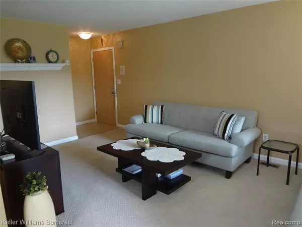 Warren, MI 48093,29626 Hoover Road M (Jefferson House) 626