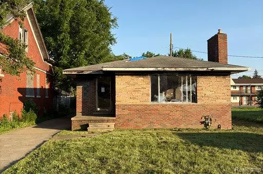 Detroit, MI 48205,14434 Houston Whittier Street
