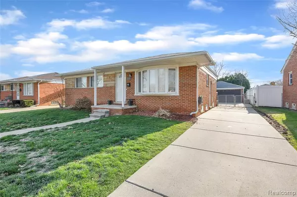 Dearborn Heights, MI 48127,6120 Kinloch Street
