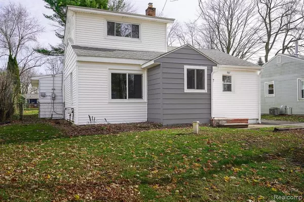 Oxford Twp, MI 48371,967 KEITH Street
