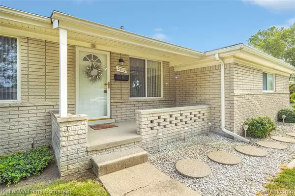 Troy, MI 48083,2702 Chesterfield Drive
