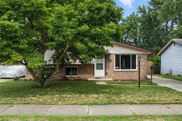 Westland, MI 48186,30770 Avondale Street