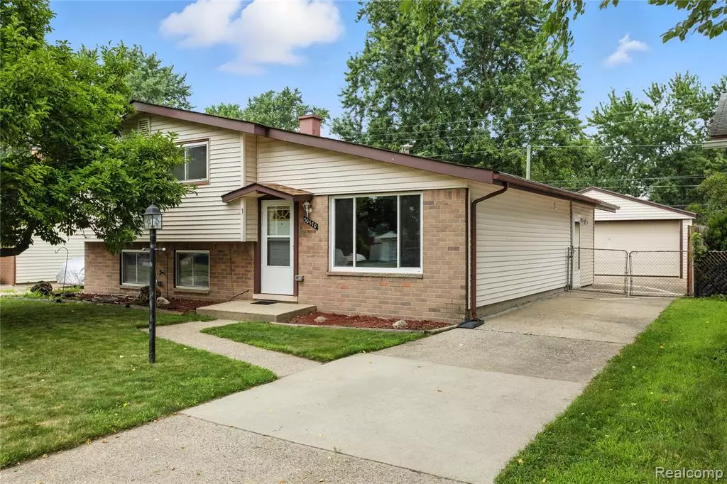 Westland, MI 48186,30770 Avondale Street