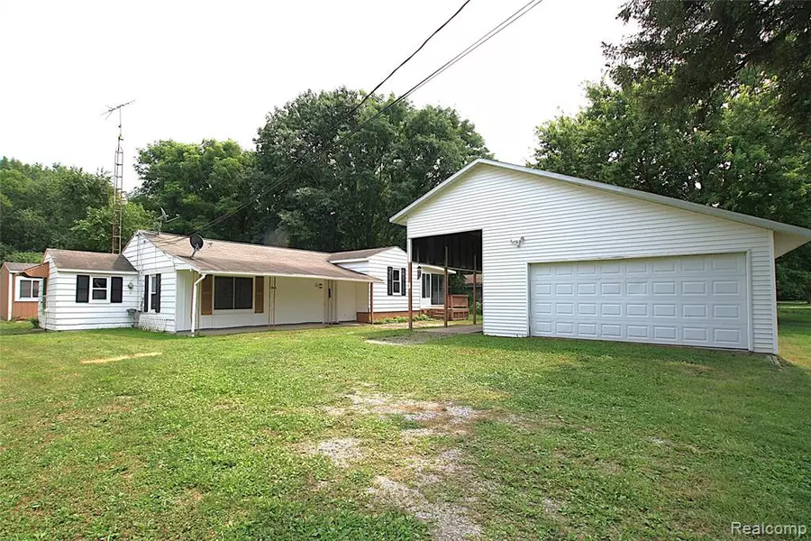 5964 Kader Drive, Flint, MI 48506