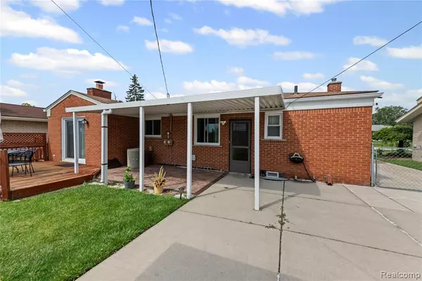 Sterling Heights, MI 48312,35622 Malibu Drive