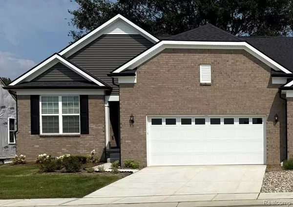 42696 Arbor Drive, Clinton Twp, MI 48038