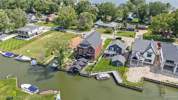 Harrison Twp, MI 48045,41245 Belvidere Street