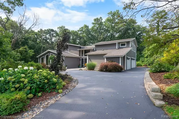 Brighton, MI 48116,5728 Eggert Place