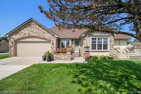 43564 Riverbend Drive N, Clinton Twp, MI 48038