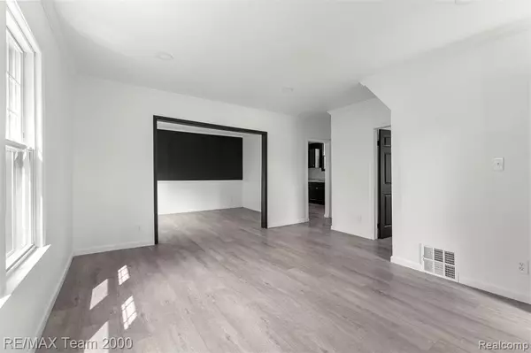 Dearborn, MI 48124,3804 Campbell Street