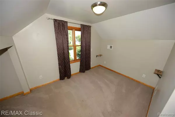 Royal Oak, MI 48073,3534 WOODLAND Avenue