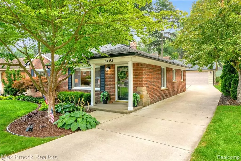 Sylvan Lake, MI 48320,1408 Avondale Street