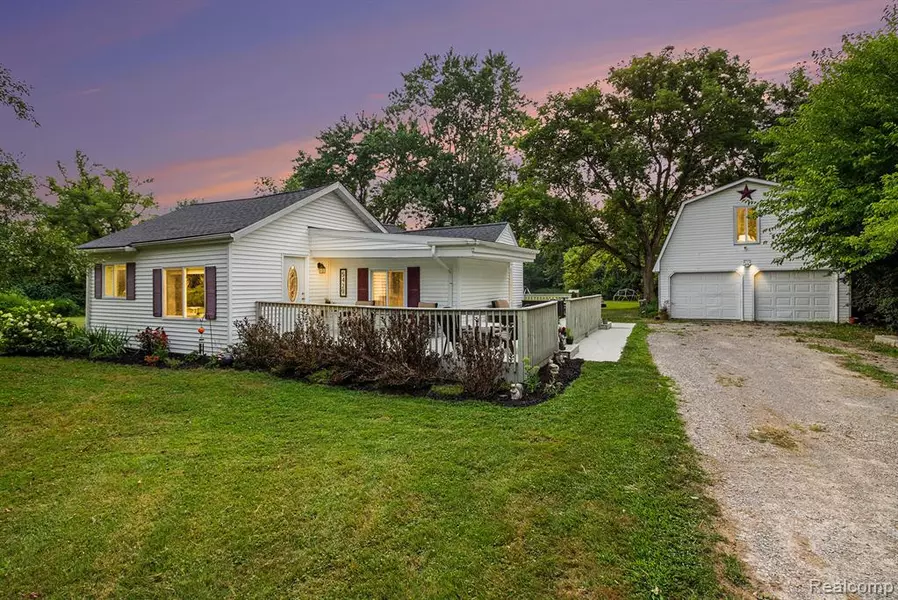 5429 Bangor Avenue, Flushing, MI 48433