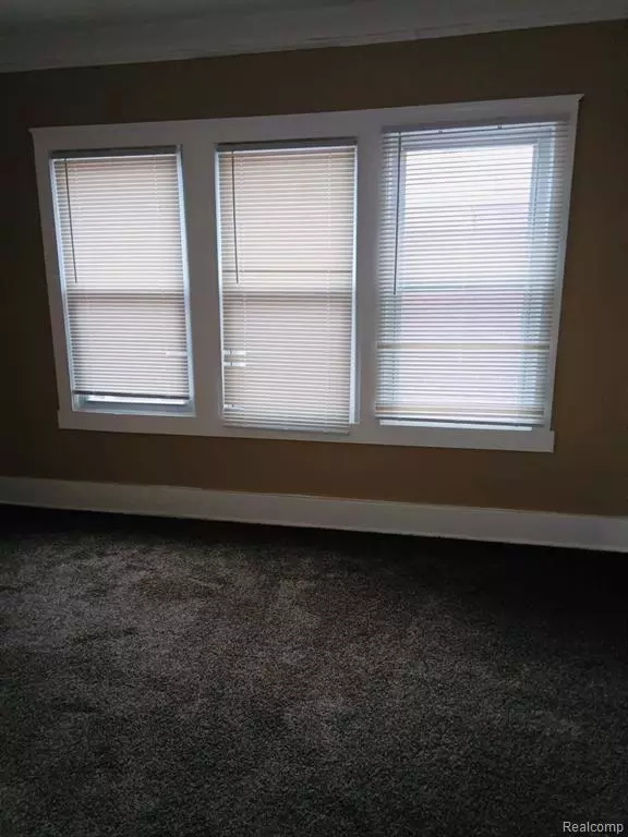 Detroit, MI 48215,4215 DICKERSON Street