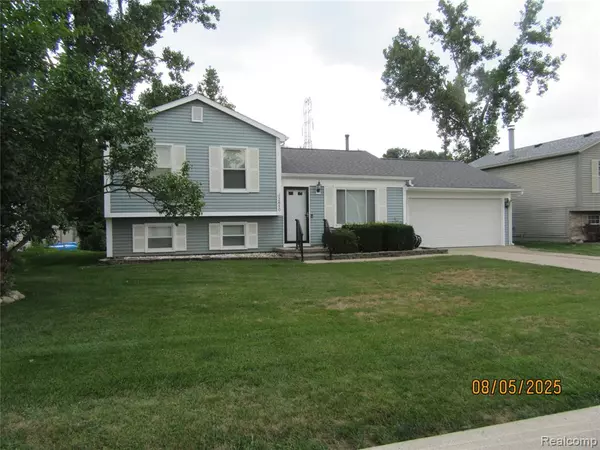 2850 Apache Trail Trail, Wixom, MI 48393