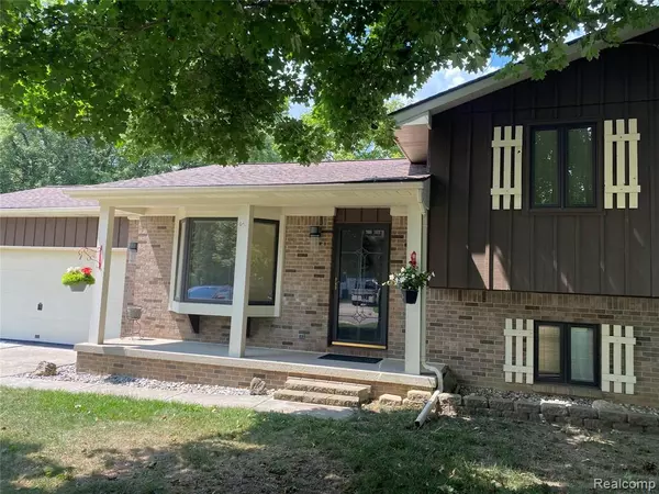 6050 Coventry Drive, Mundy Twp, MI 48473