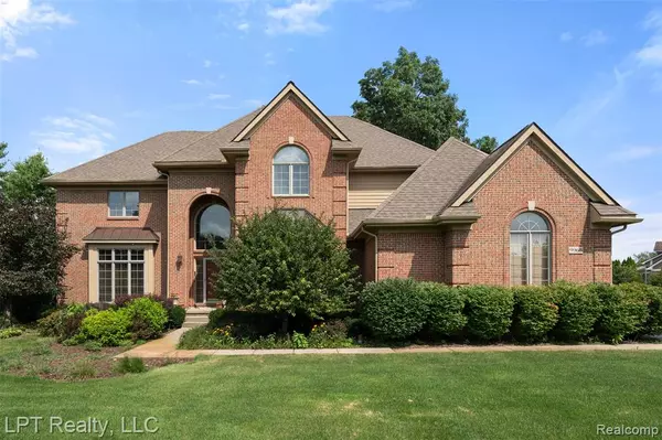 9968 Tuscany Valley Way, Salem Twp, MI 48178
