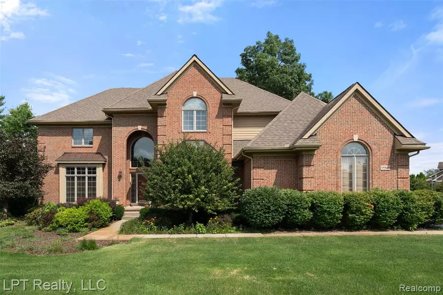 9968 Tuscany Valley Way, Salem Twp, MI 48178