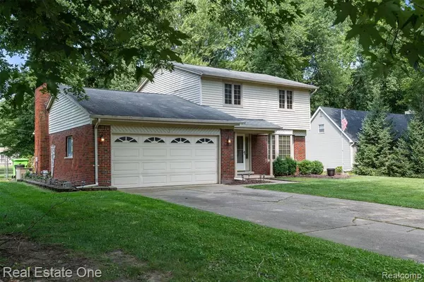 Harrison Twp, MI 48045,38351 Willowmere Street