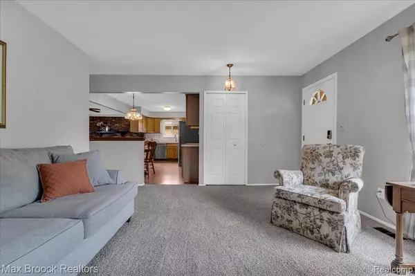 Livonia, MI 48154,14213 Susanna Street