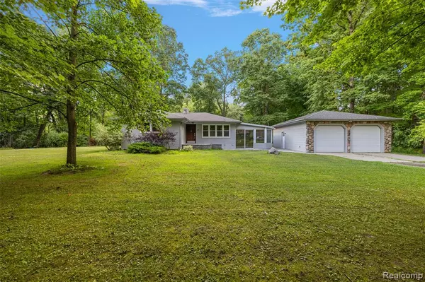 Orion Twp, MI 48360,350 Casemer Road