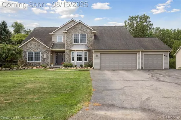 4025 Forest Edge Drive, Commerce Twp, MI 48382